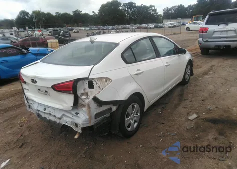 2018 Kia Forte Lx из США, поврежденный, VIN 3KPFK4A7XJE221248